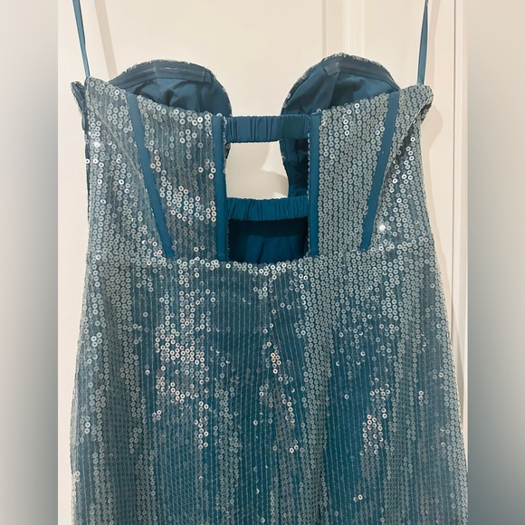 ASOS sequence dress - Picture 4 of 8